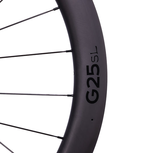ICAN 700C G25 SL gravel wheels with DT Swiss hubs