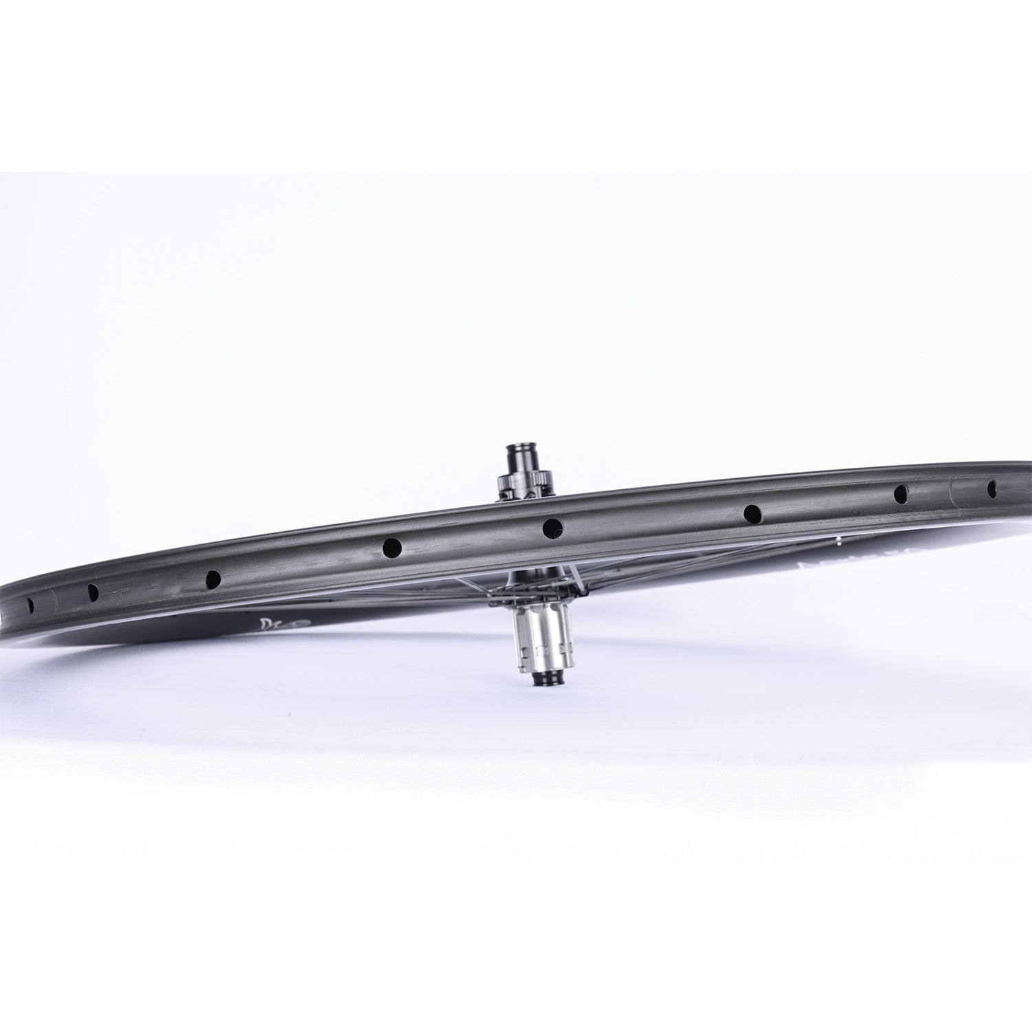 ICAN Aeris 50 disc carbone spoke wheelset 45T ratchet